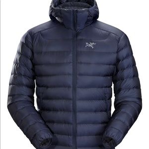Arc’teryx Mens down hoodie jacket